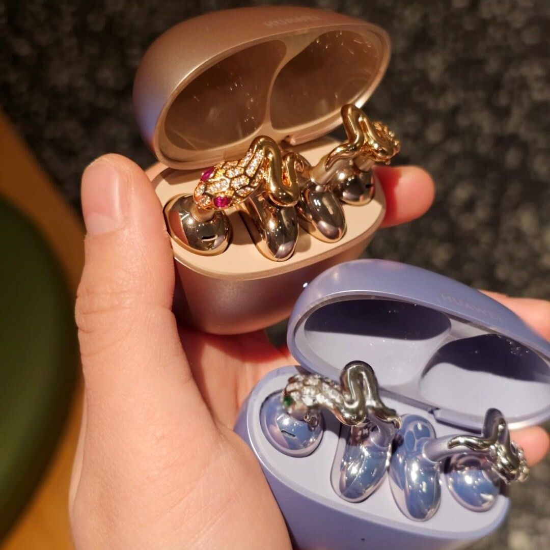 Headset Diamond Buckle Niche Exquisite Personality Headset Accessories